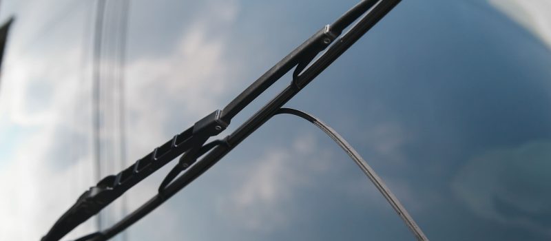 Upgrade Your Fleet: Windshield Wipers for Commercial Trucks and Vans
